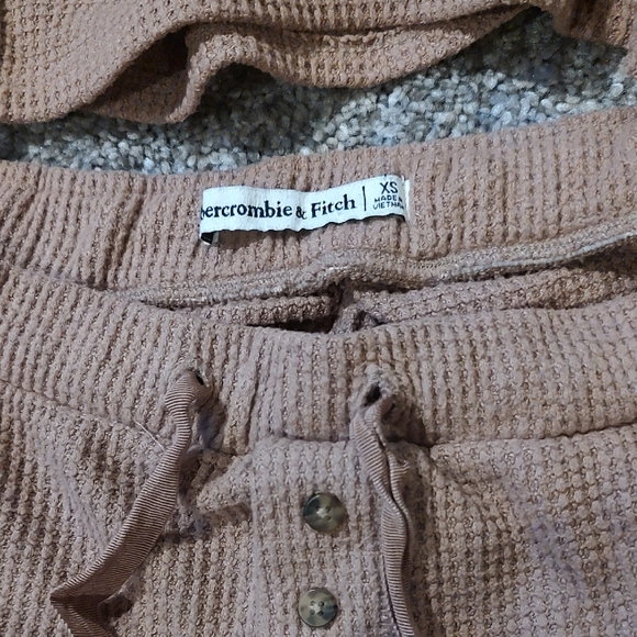 Abercrombie & Fitch Tan Waffle Knit Pajama Lounge Set - Picture 4 of 7